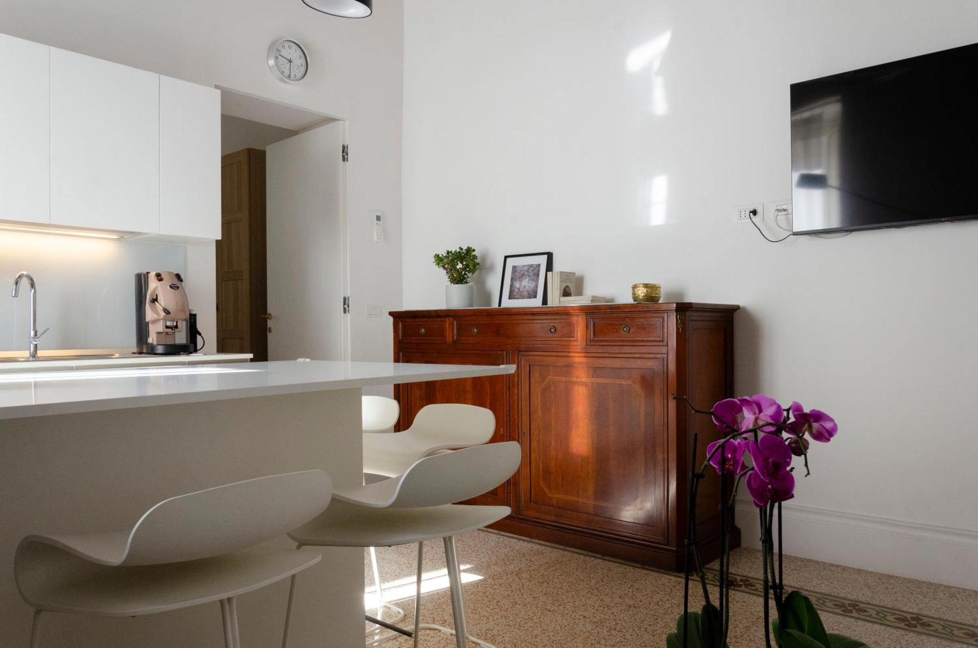 Suite Dante Naples Exterior photo